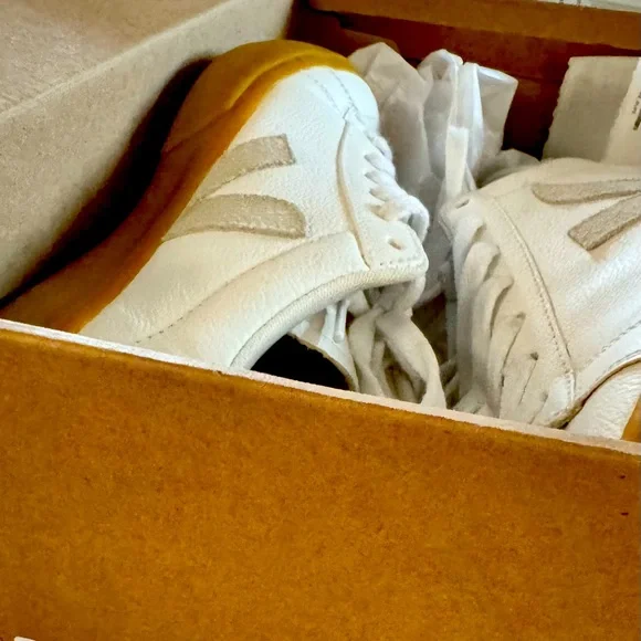 Veja White and Tan Sneakers - Picture 1 of 5